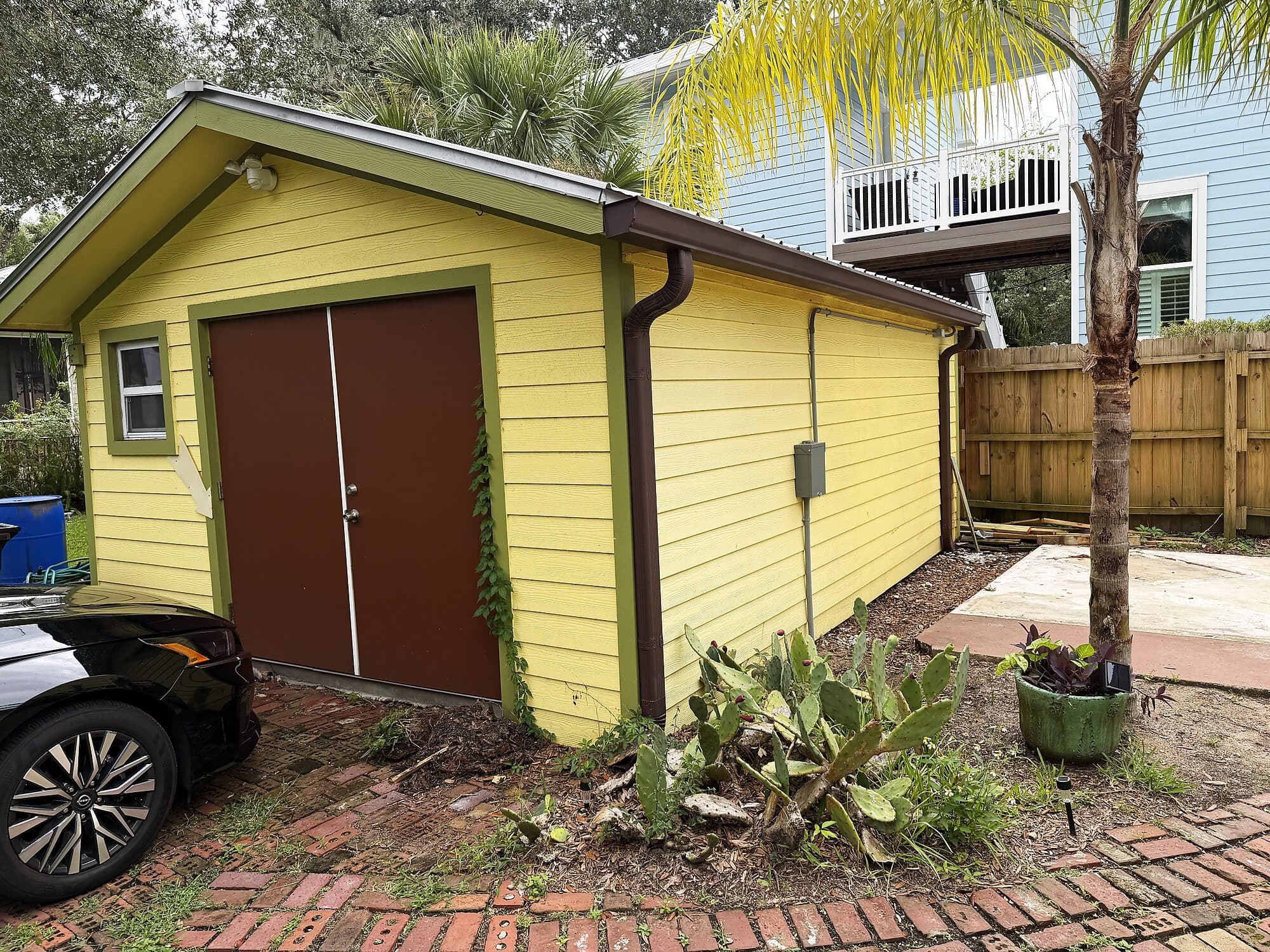 Exterior before renovation at a home in downtown St. Augustine, Florida